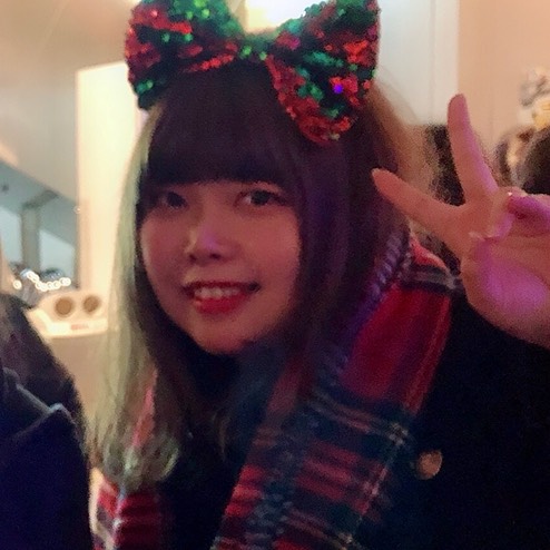 みい